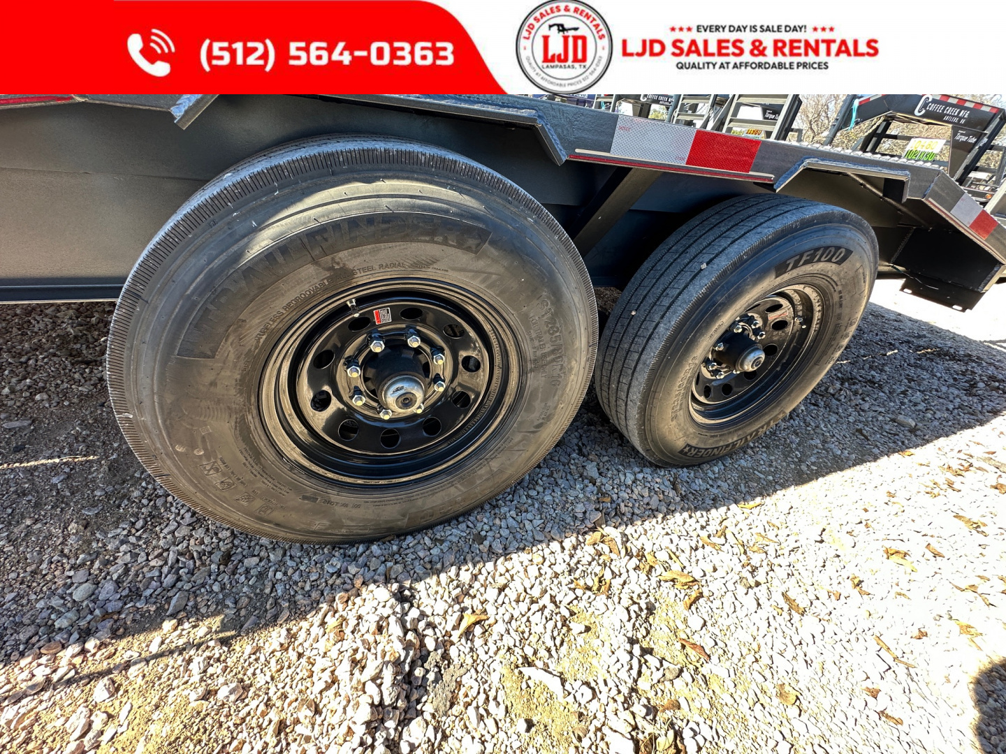 New 2026 Triple R - Drive Over Fender 26' Gooseneck Trailer - 14 Ply Tires