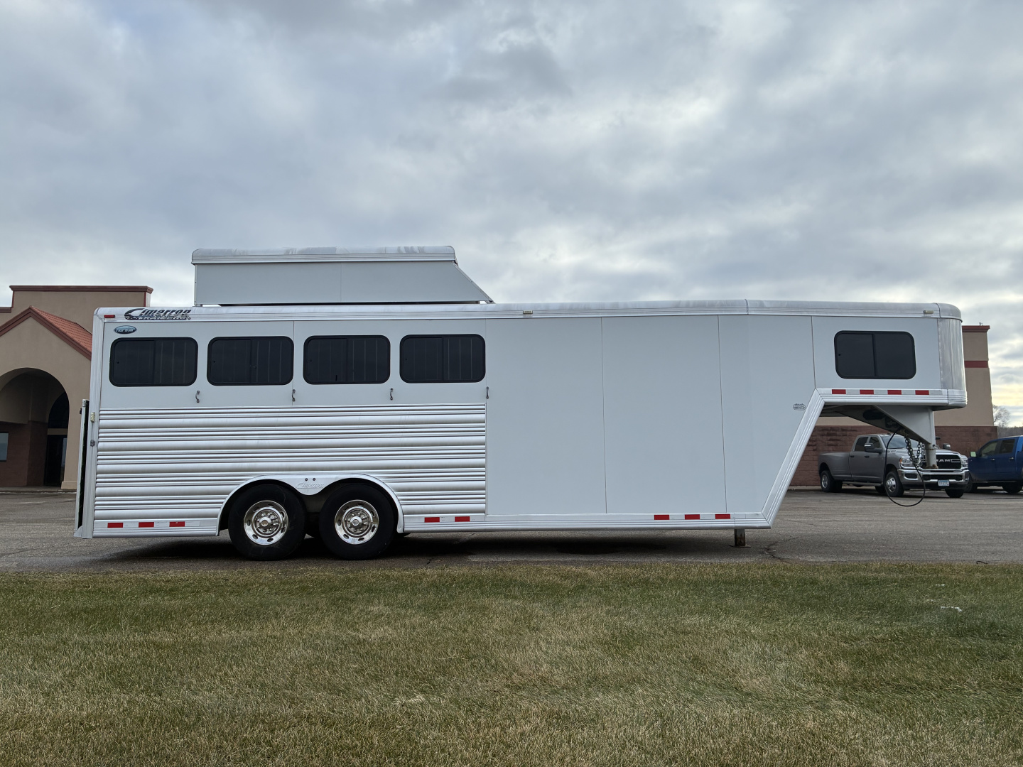 Used 2012 Cimarron 4 Horse Gooseneck Horse Trailer