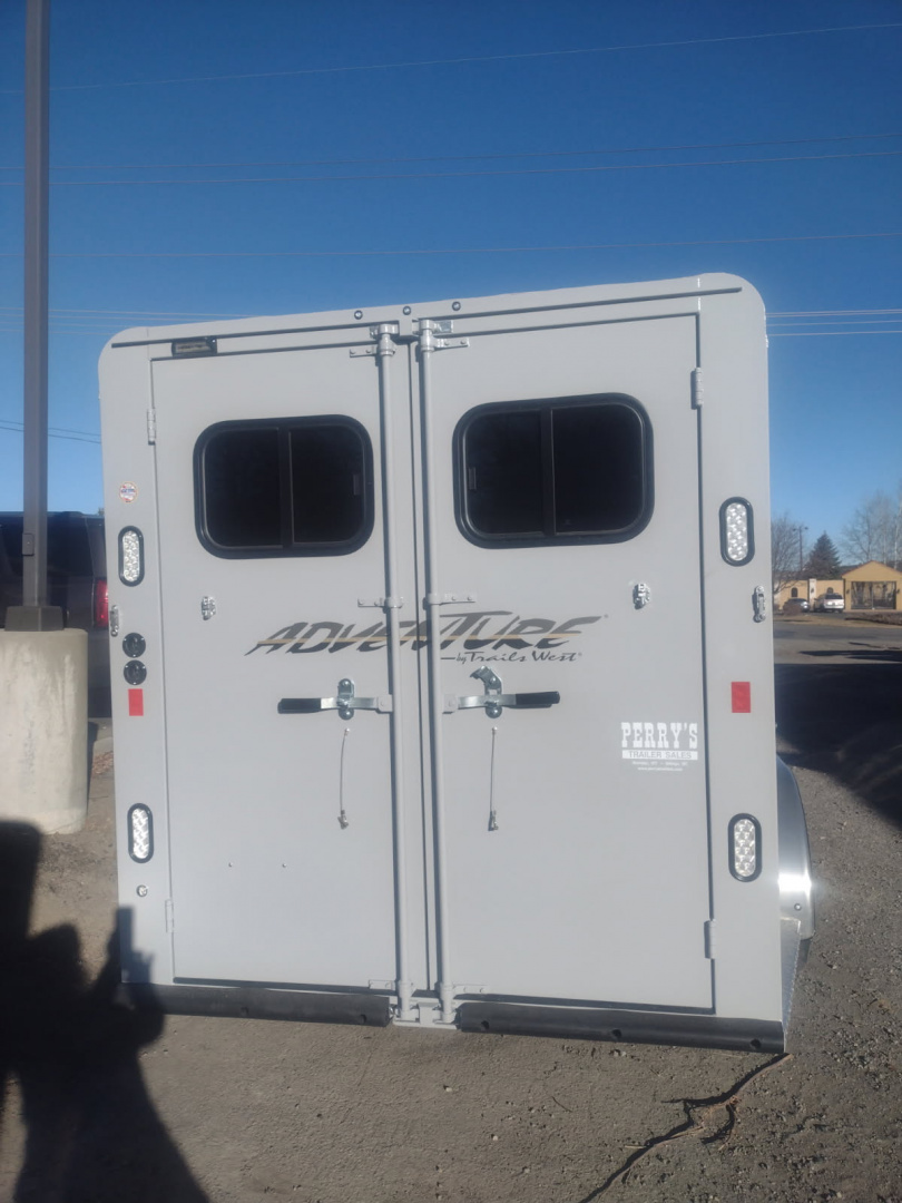 New 2026 Trails West Adventure 3 Horse Trailer