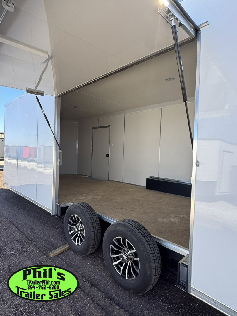 New Pace American 8.5X24 CAR HAULER WITH FULL ESCAPE DOOR & REMOVABLE FENDER Car / Racing Trailer