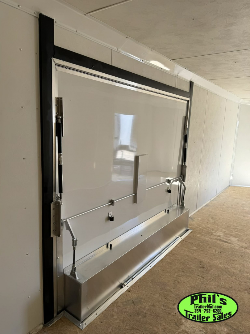 New Pace American 8.5X24 CAR HAULER WITH FULL ESCAPE DOOR & REMOVABLE FENDER Car / Racing Trailer