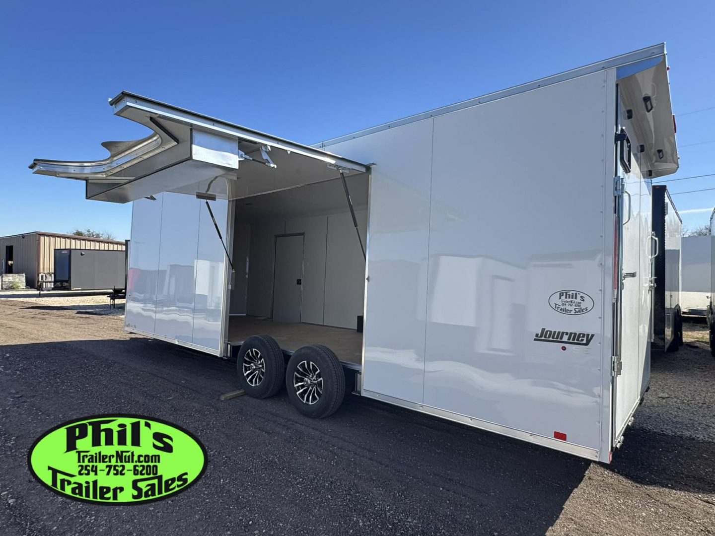 New Pace American 8.5X24 CAR HAULER WITH FULL ESCAPE DOOR & REMOVABLE FENDER Car / Racing Trailer