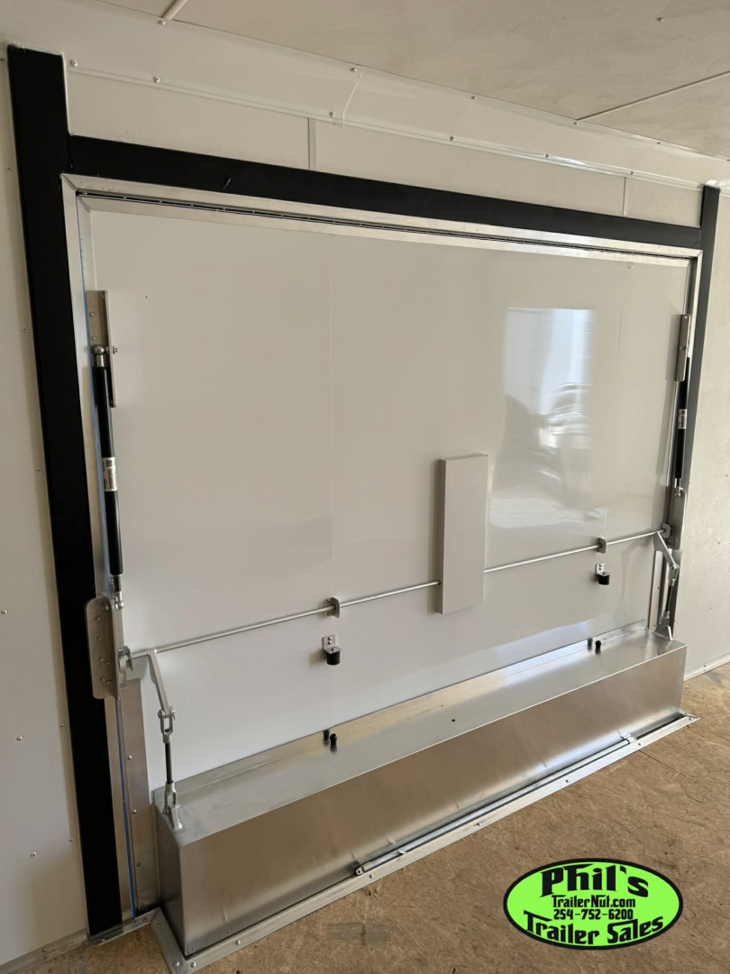 New Pace American 8.5X24 CAR HAULER WITH FULL ESCAPE DOOR & REMOVABLE FENDER Car / Racing Trailer