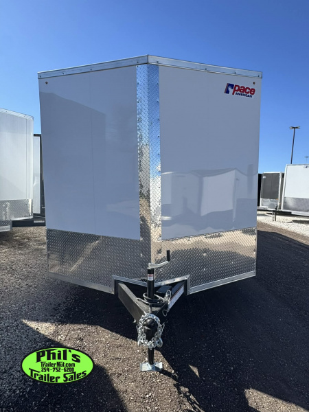 New Pace American 8.5X24 CAR HAULER WITH FULL ESCAPE DOOR & REMOVABLE FENDER Car / Racing Trailer