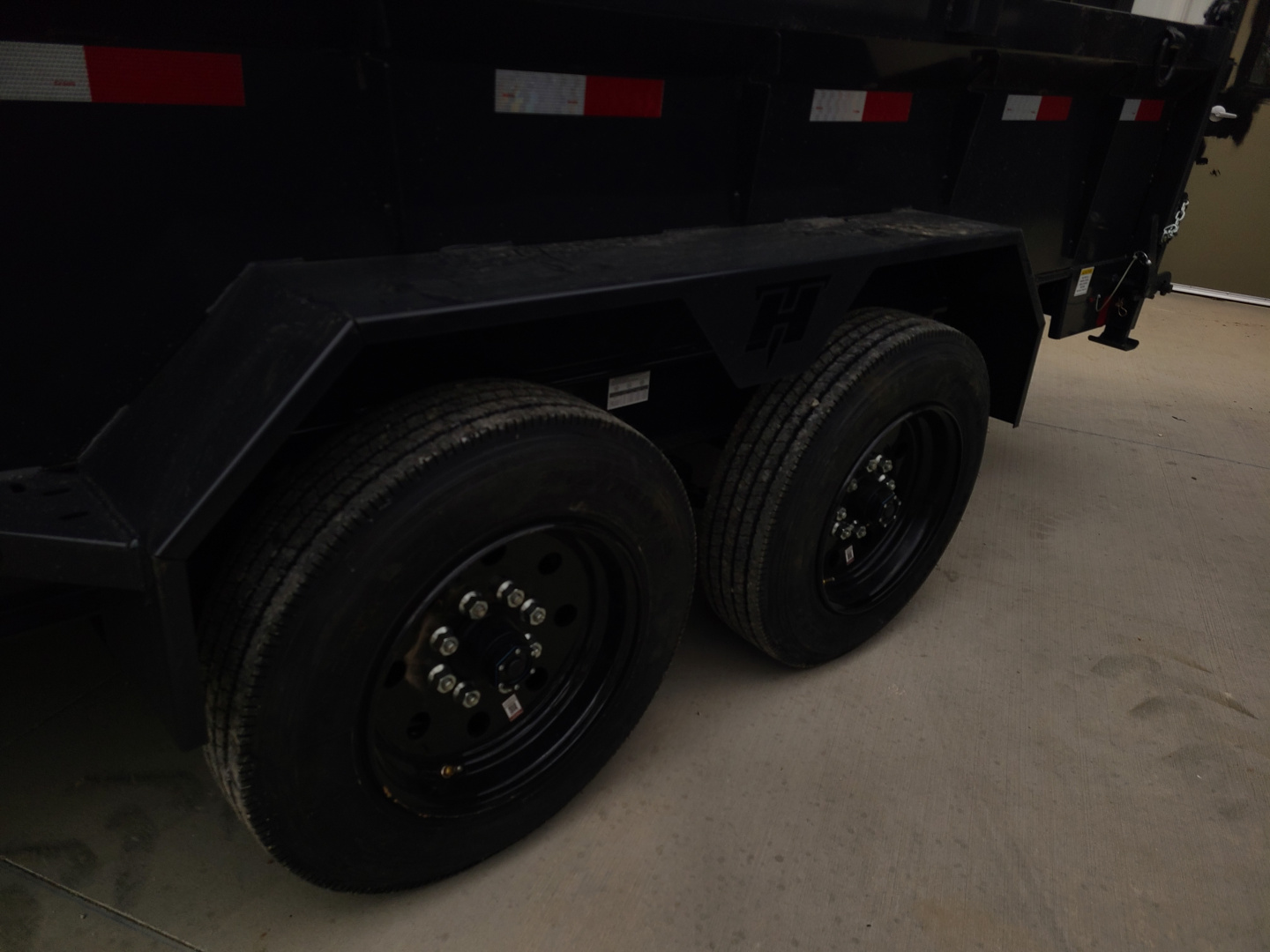 New Hillcrest 7 X 16 DUMP 17.6k AXLES