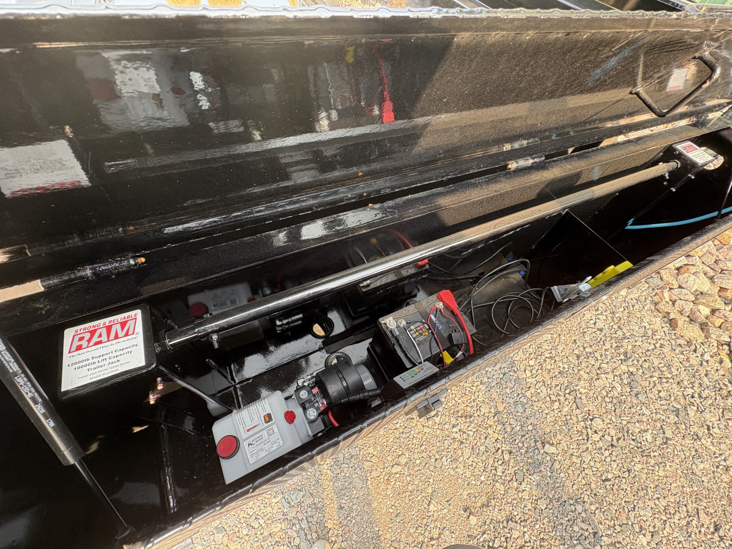 New 2026 14'x83" 14k PJ Low Pro Gooseneck Dump Trailer