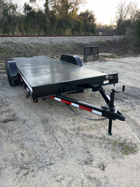 New 2026 P & T Trailers 82X20 SSCH 10K Car Hauler