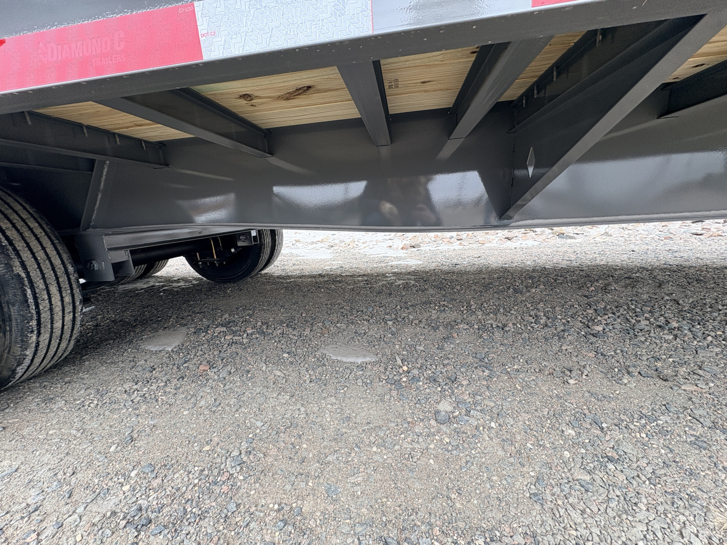 New 2026 35' 24k Diamond C Gooseneck Flatbed Trailer - Hydraulic Jacks