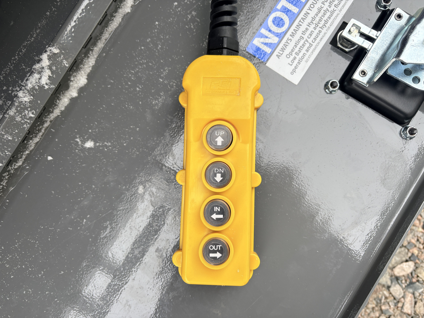 New 2026 35' 24k Diamond C Gooseneck Flatbed Trailer - Hydraulic Jacks