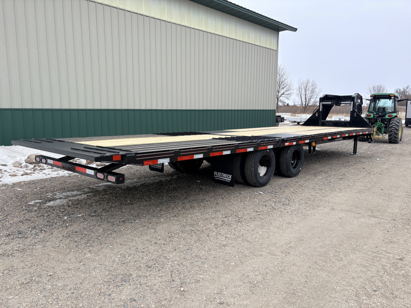 New 2026 32' Diamond C FMAX210 Hyd Dove Gooseneck Trailer