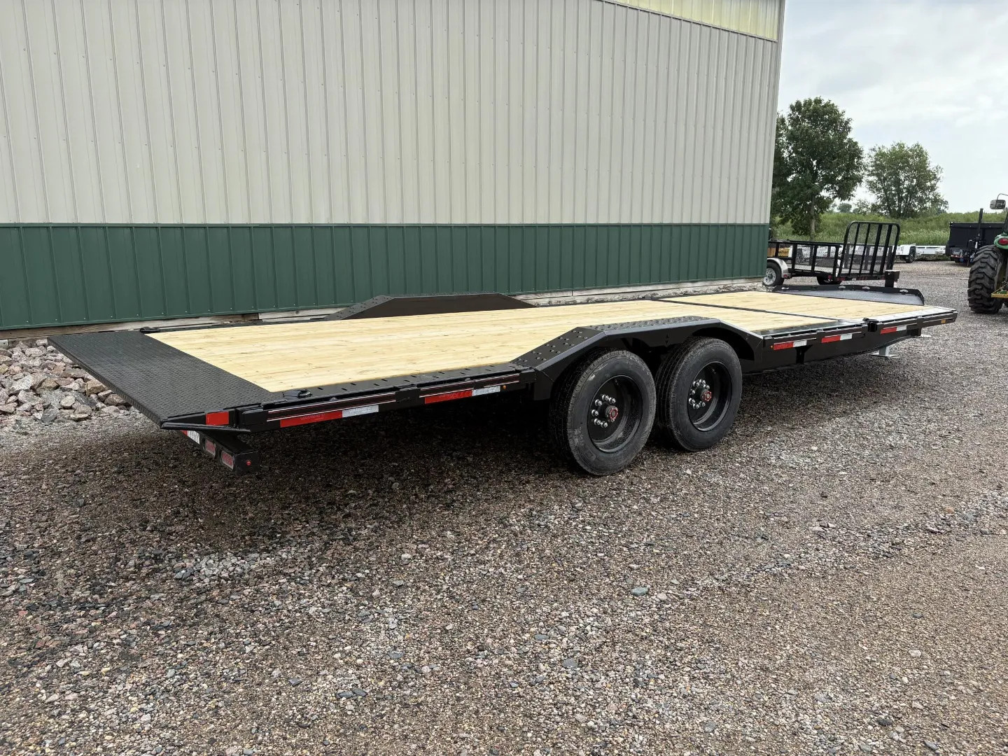 New 2026 24' 16K Diamond C - 102" Wide Tilt Trailer - HXD208