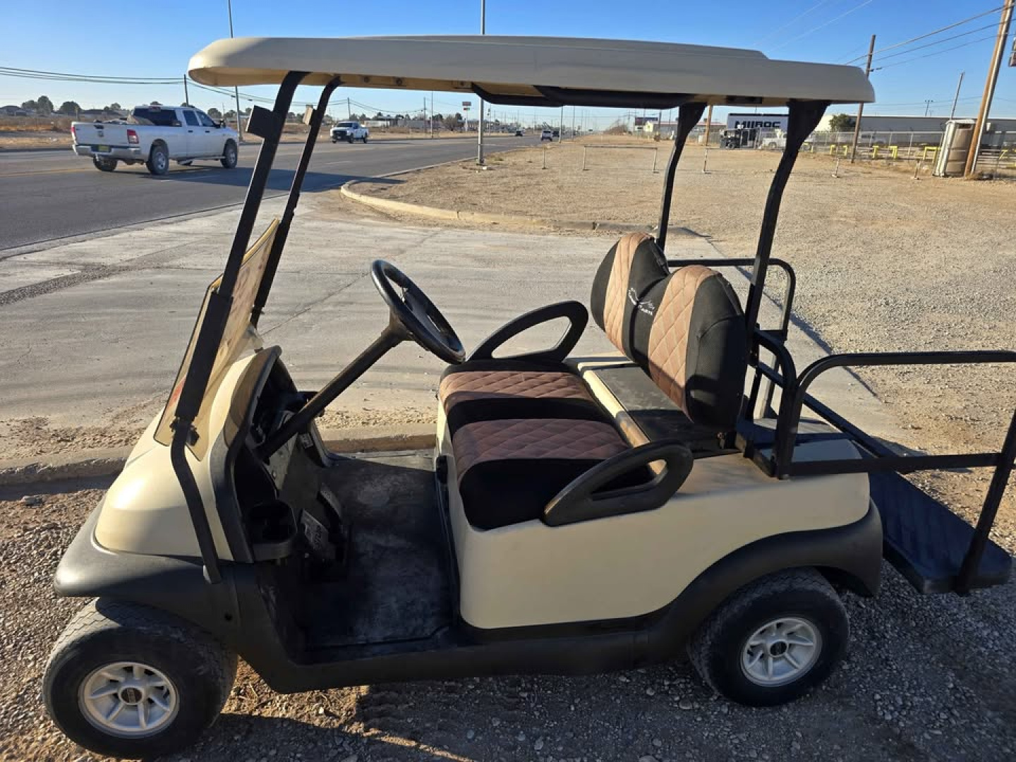 Used 2018 Club Car Precedent Golf Cart