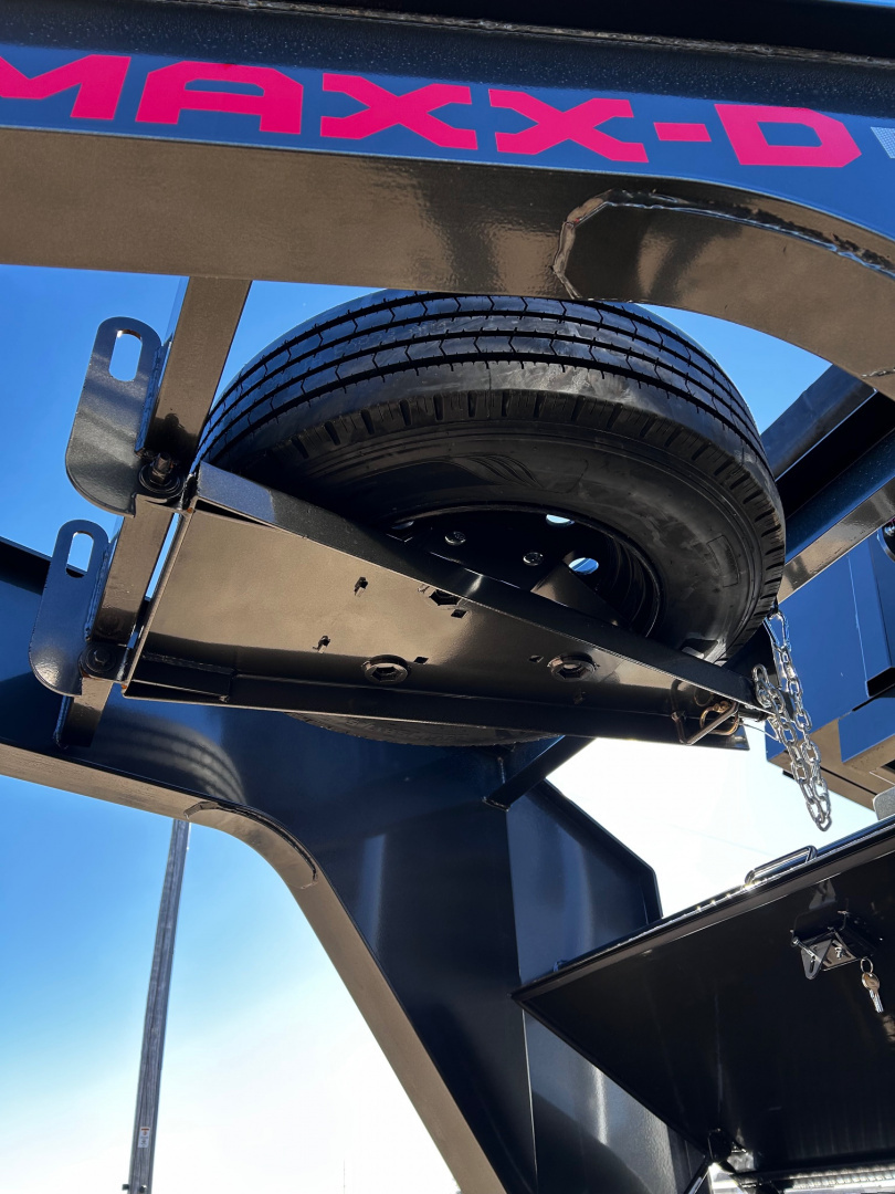 New 2026 MAXX-D DSX 83"X20' GN --4' SIDES-- 21K GVWR Dump Trailer