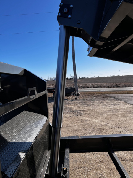 New 2026 MAXX-D DSX 83"X20' GN --4' SIDES-- 21K GVWR Dump Trailer