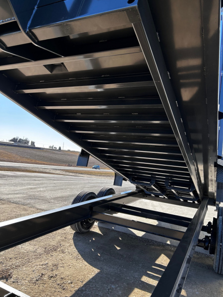 New 2026 MAXX-D DSX 83"X20' GN --4' SIDES-- 21K GVWR Dump Trailer