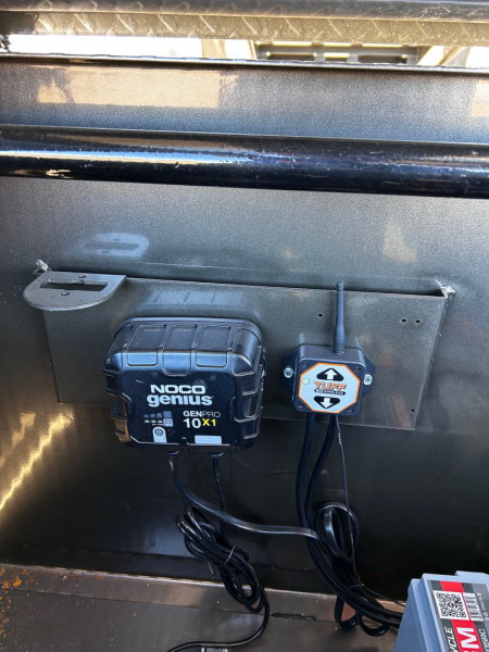 New 2026 MAXX-D DSX 83"X20' GN --4' SIDES-- 21K GVWR Dump Trailer