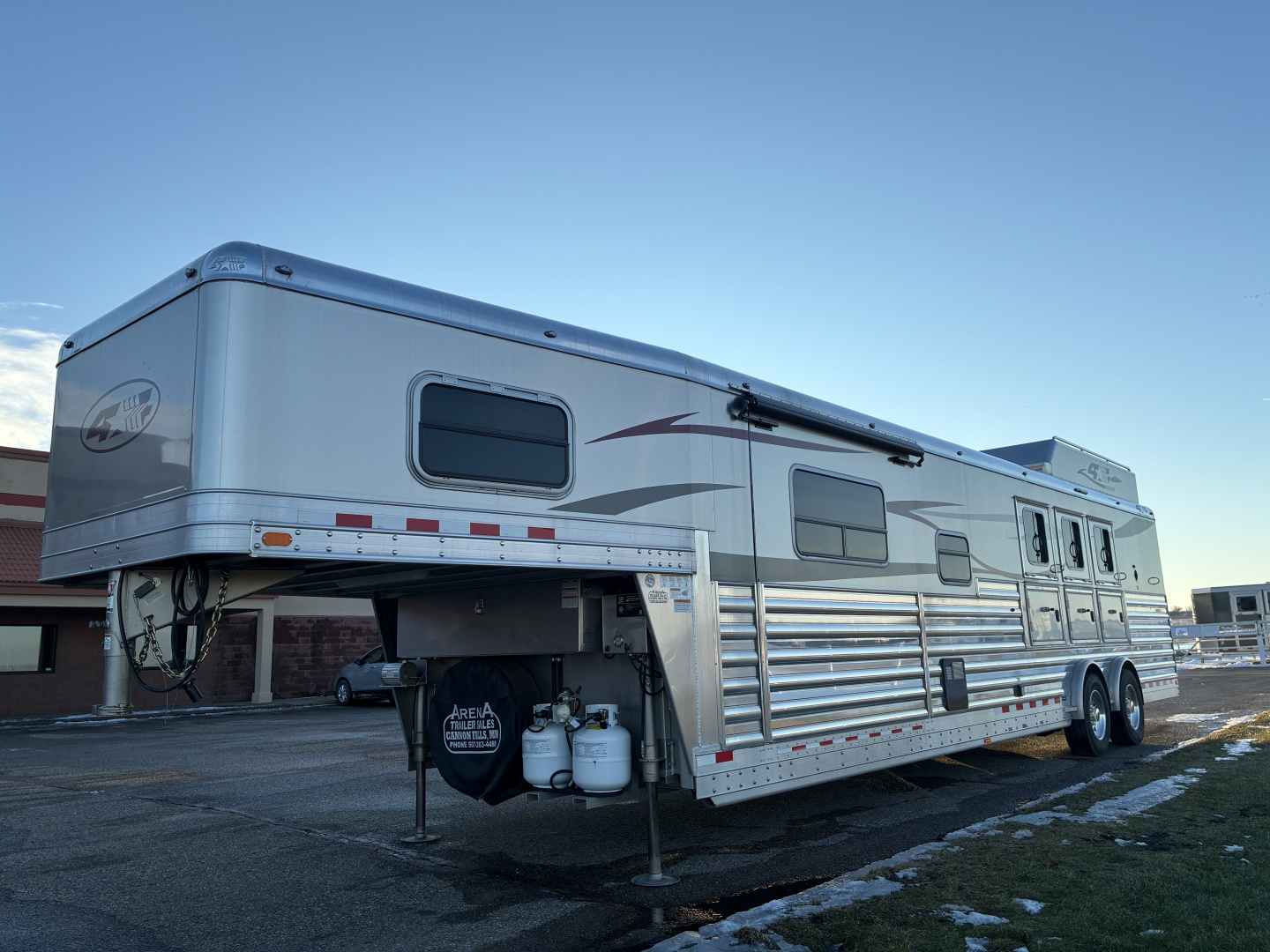 Used 2020 4-Star 3 Horse 15' Living Quarter Horse Trailer