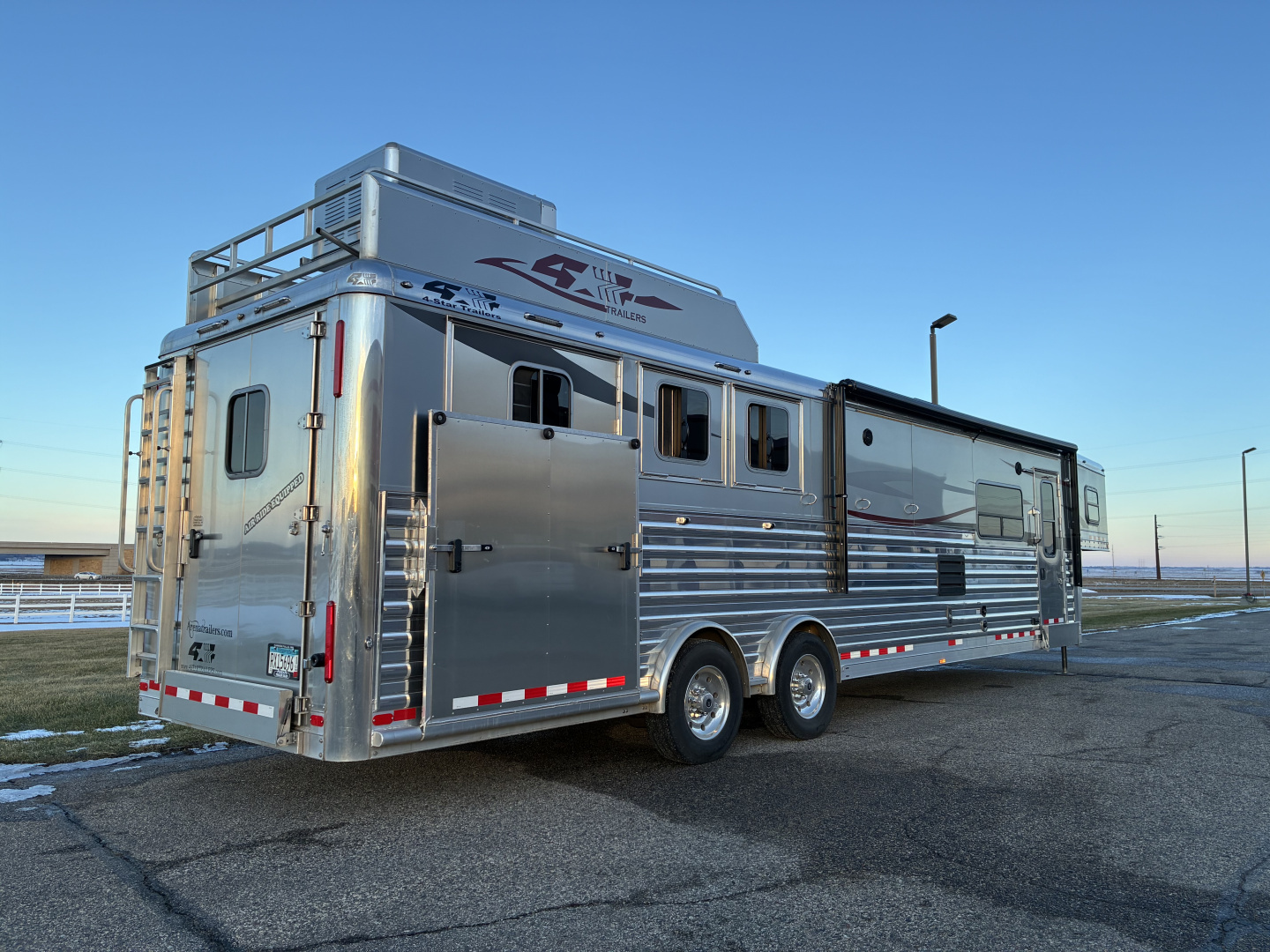 Used 2020 4-Star 3 Horse 15' Living Quarter Horse Trailer