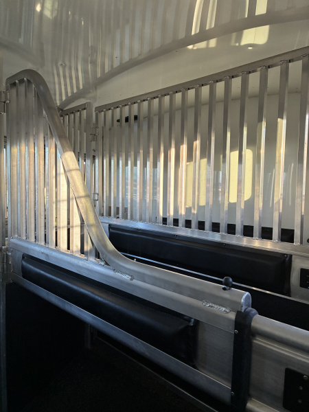 Used 2020 4-Star 3 Horse 15' Living Quarter Horse Trailer