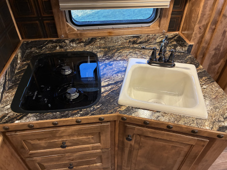 Used 2020 4-Star 3 Horse 15' Living Quarter Horse Trailer