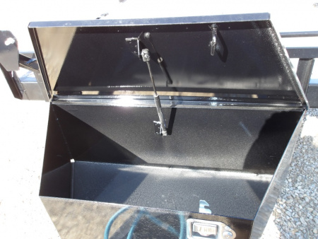 New 2026 PJ Trailers CE202 Equipment Trailer