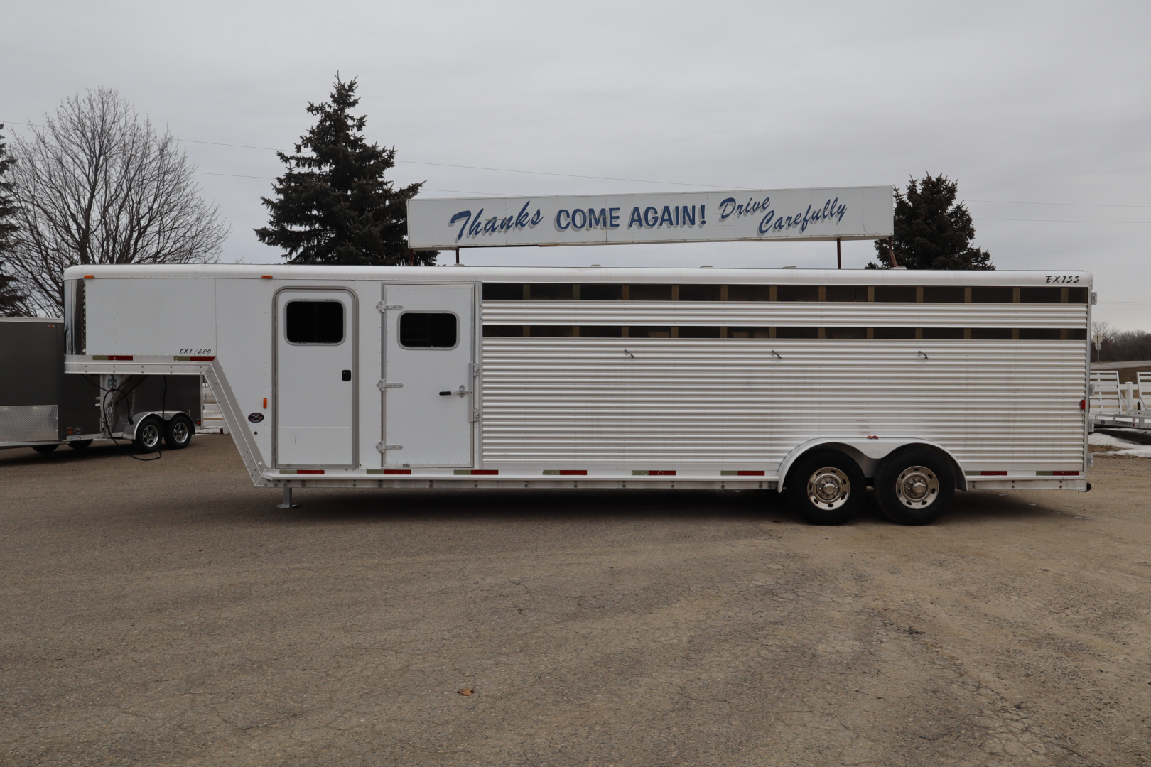 Used 2001 Exiss Trailers CXT/600 Stock combo Horse Trailer