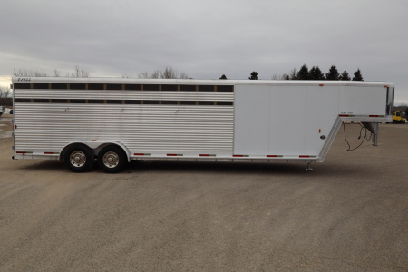Used 2001 Exiss Trailers CXT/600 Stock combo Horse Trailer