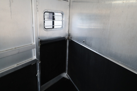 Used 2001 Exiss Trailers CXT/600 Stock combo Horse Trailer