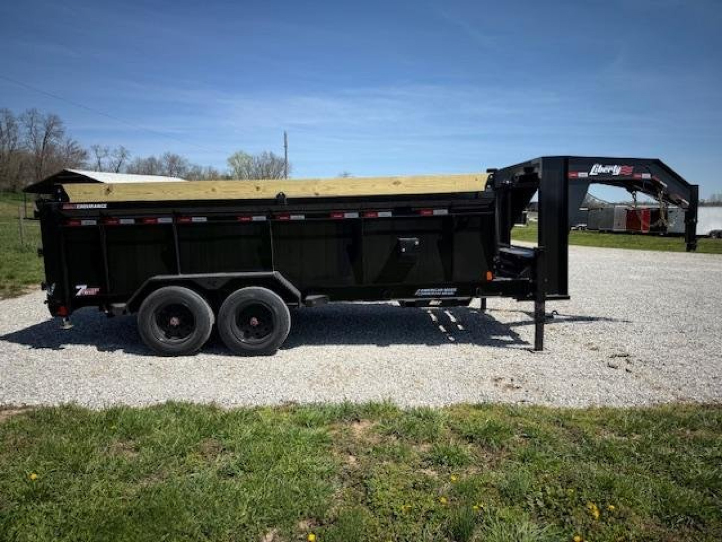New 2026 Liberty 83X16 LIBERTY 16K HIGHSIDE TELESCOPIC GOOSENECK Dump Trailer Dump Trailer