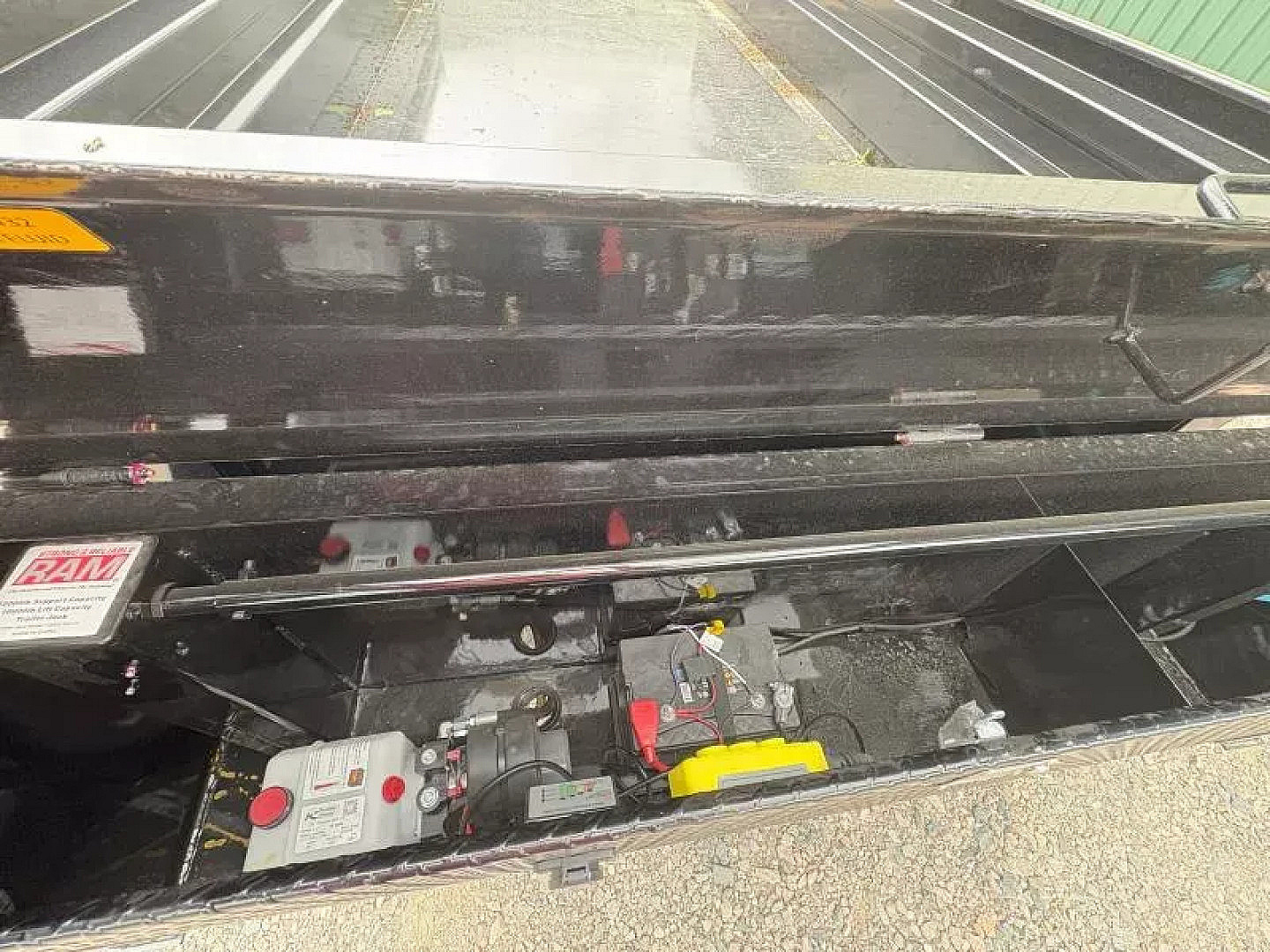 New 2026 16' x 83" 14k PJ Low-Pro Gooseneck Dump Trailer