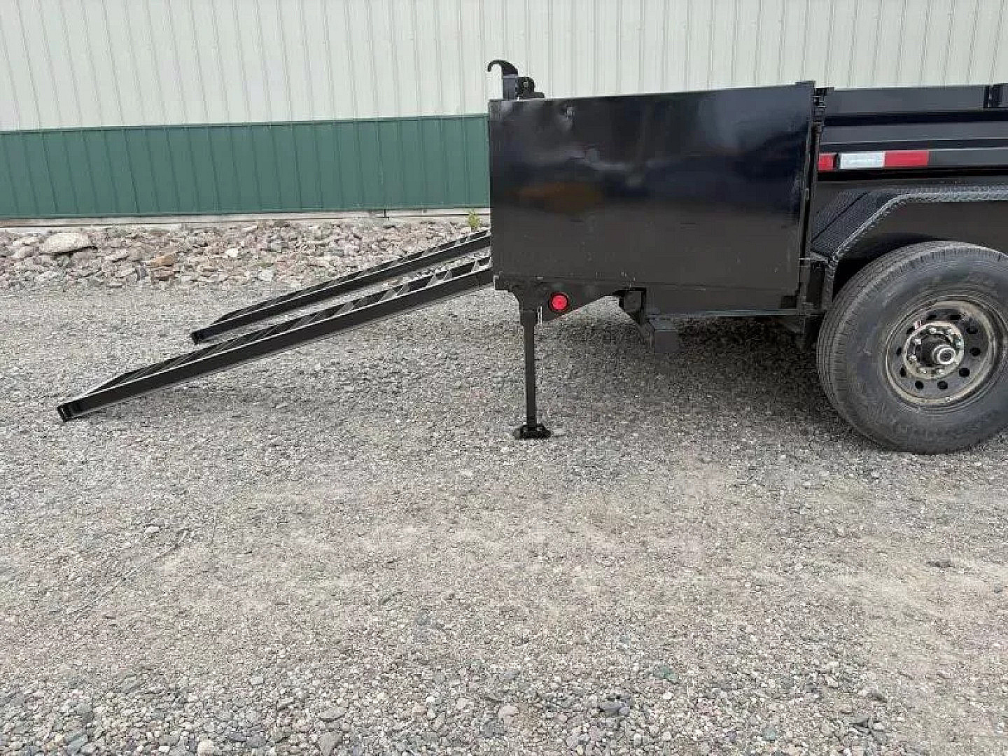 New 2026 16' x 83" 14k PJ Low-Pro Gooseneck Dump Trailer