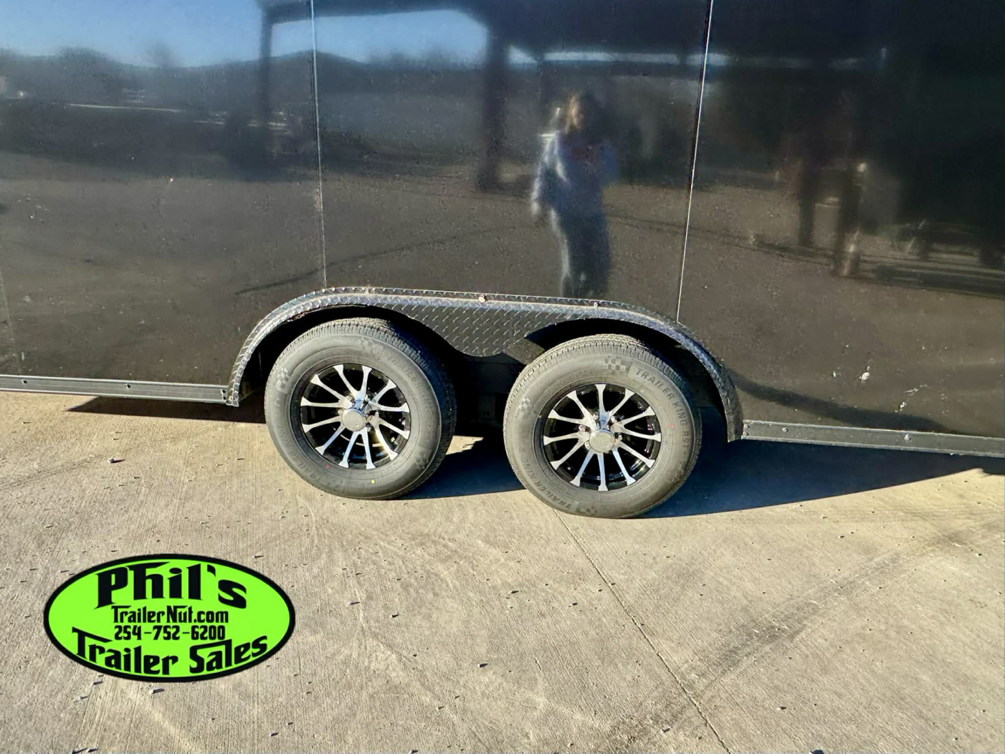New Pace American 8.5X24 Cargo / Enclosed Trailer REAR WING & UPGRADED .080 SCREWLESS EXTERIOR car hauler ALUMINUM WHEEL UPGRADE!!!