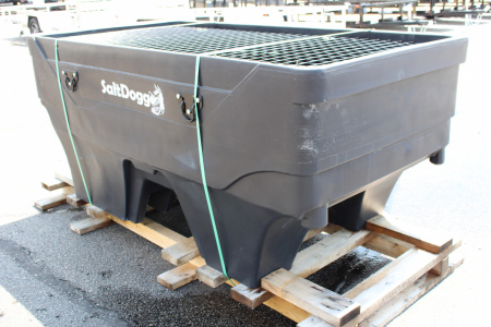 New 2025 Buyers SHPE2000 2 Yard Salt Spreader