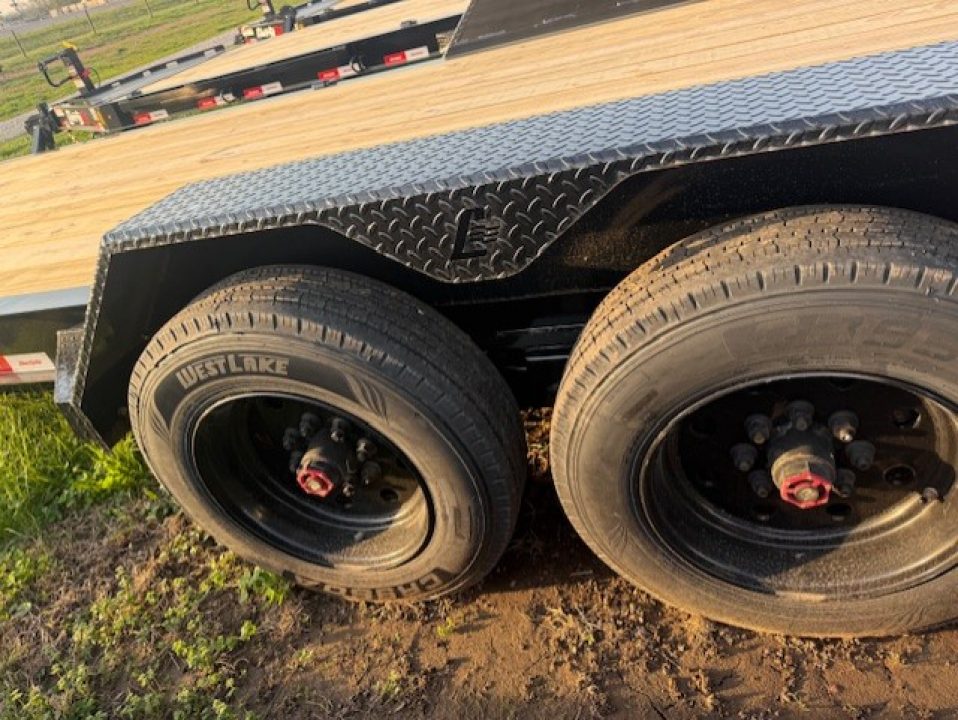 New 2025 Liberty 83”x22’ 16K EQUIPMENT TRAILER Equipment Trailer