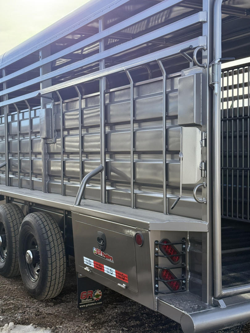 New 2026 GR Gooseneck 24' Stock Trailer 14K