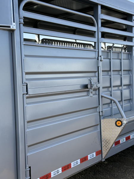 New 2026 GR Gooseneck 24' Stock Trailer 14K