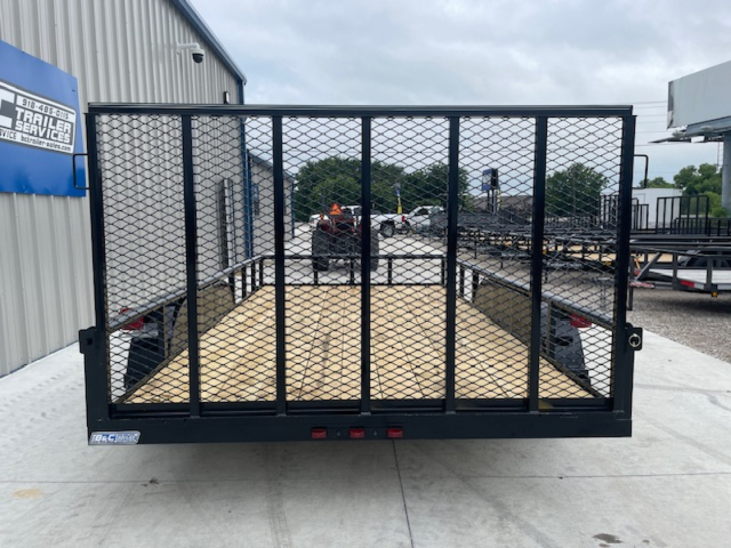 New 2026 DAVIDSON 83X14 TANDEM AXLE PIPE TOP UTILITY W/4' GATE