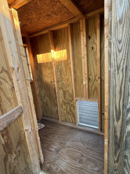 Used 2025 YODER 12x14 Dog Kennel