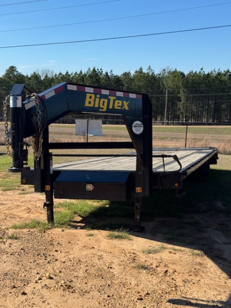Used 2023 Big Tex Trailers 14GN 28+5 Deckover Trailer