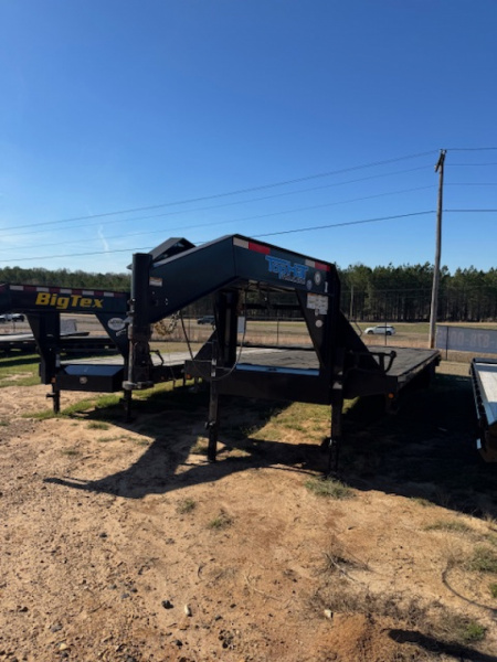 Used 2020 Top Hat Trailers GN240-40X102-24E-F Deckover Trailer