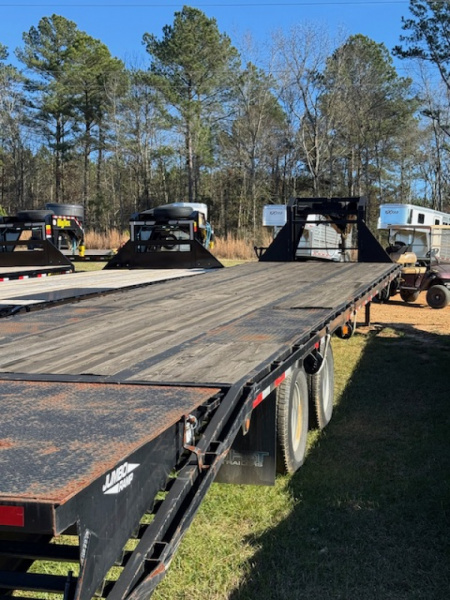 Used 2020 Top Hat Trailers GN240-40X102-24E-F Deckover Trailer