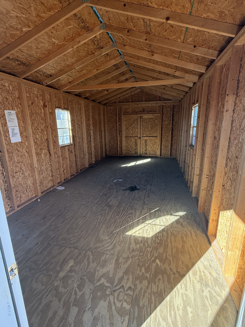 Used 2025 12x28 Yoder Porch Cabin Model