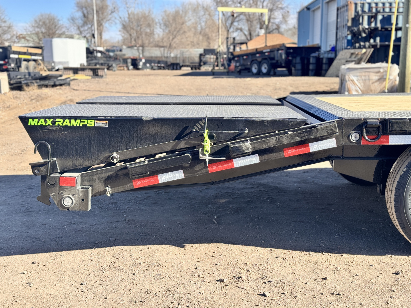 New 2026 Load Trail 8.5-25 Single Wheel Gooseneck Deckover Equipment Hauler 15.6K GVWR