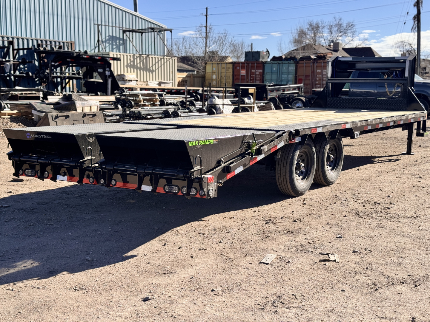 New 2026 Load Trail 8.5-25 Single Wheel Gooseneck Deckover Equipment Hauler 15.6K GVWR
