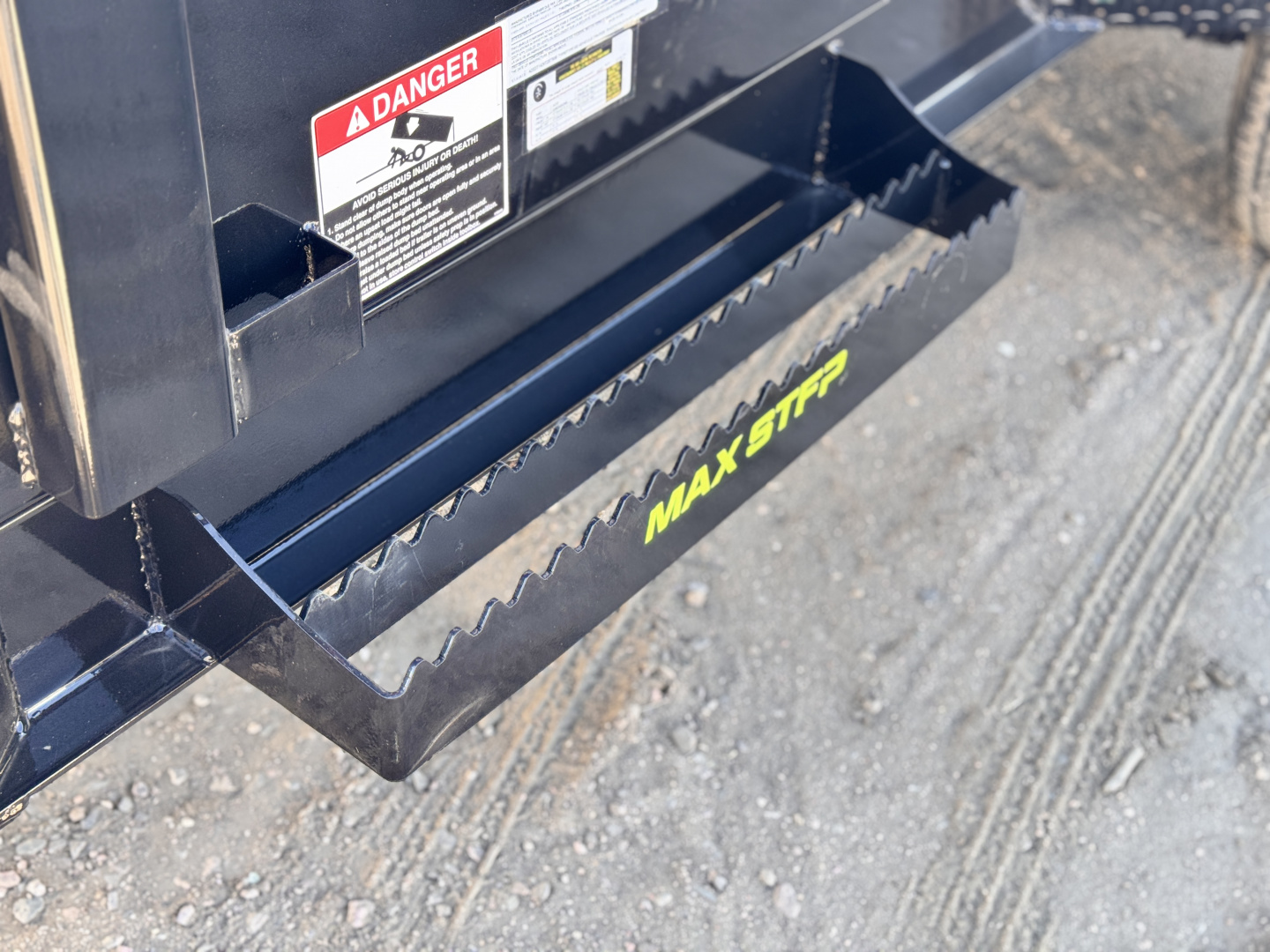 New 2026 Load Trail 7-14 Dump 7K Axles