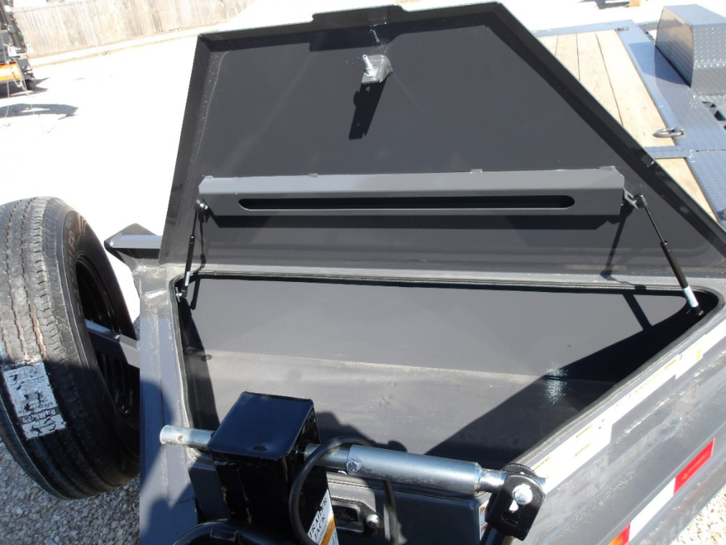 New 2026 Iron Bull TWB8320072 Equipment Trailer