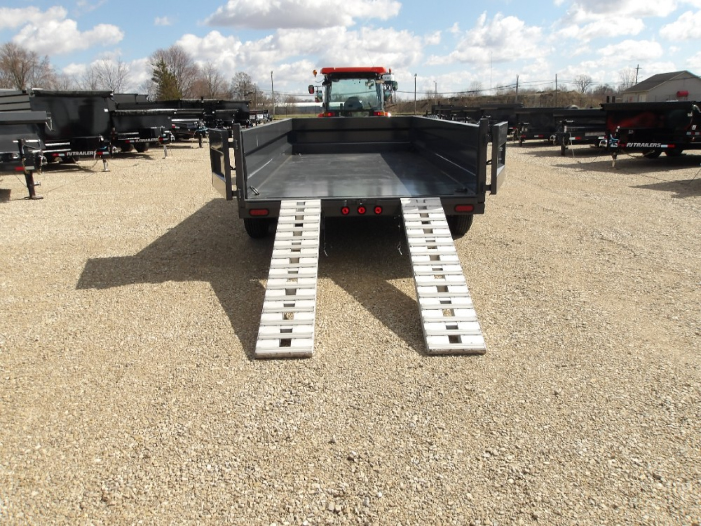 New 2026 Iron Bull DWB8316072 Dump Trailer