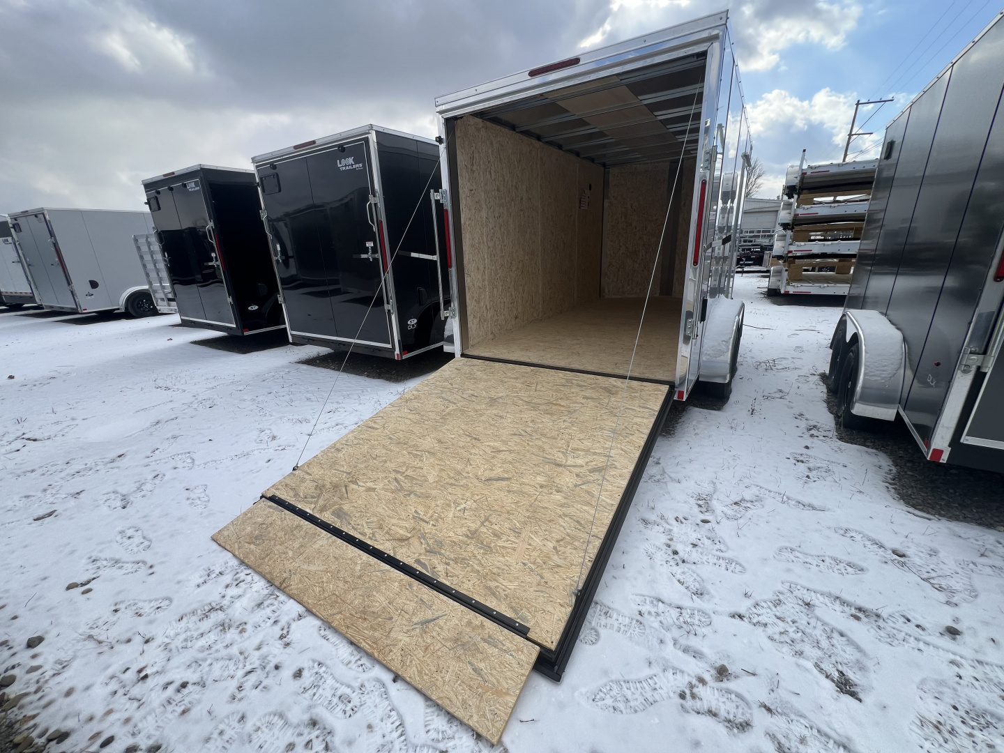 New 2026 Look Trailers 7X14 7K ST-DLX RAMP DOOR Cargo / Enclosed Trailer