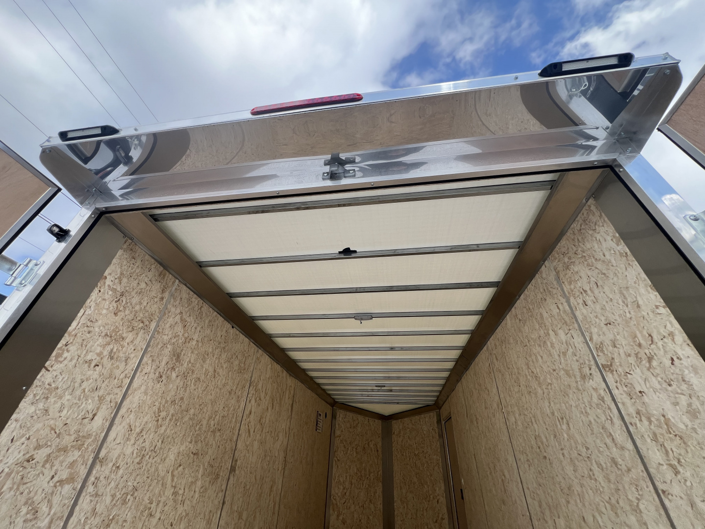 New 2025 Look Trailers 7X18 10K Element SE BARN DOOR Cargo / Enclosed Trailer