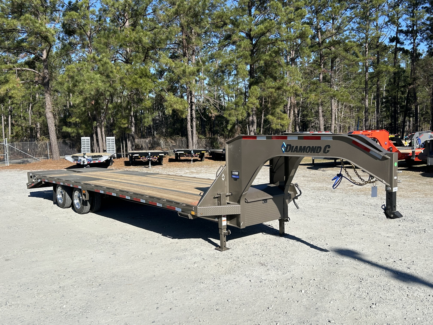New 2026 Diamond C Trailers FMAX212 Gooseneck Flatbed Trailer , 25ft Deck + 5ft Dovetail , 12K Axles , 17.5 Tires